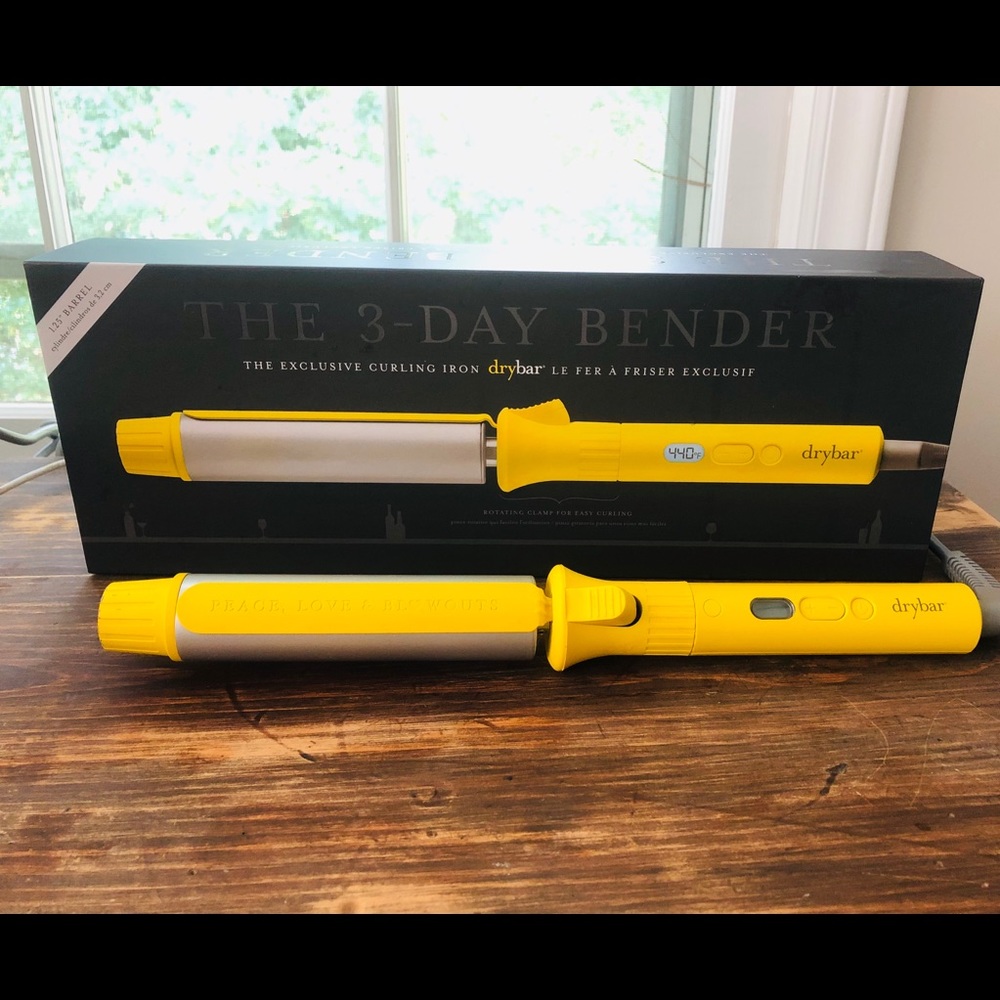 Drybar 3 day bender curling iron